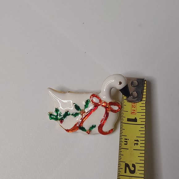 White Enamel Christmas Goose Brooch - Picture 10 of 10